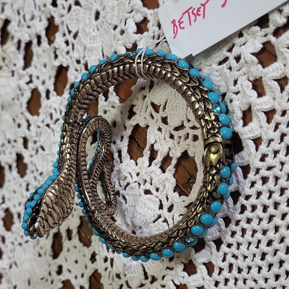 Betsey Johnson Faux Turquoise Beaded Snake Bracelet - Picture 6 of 6